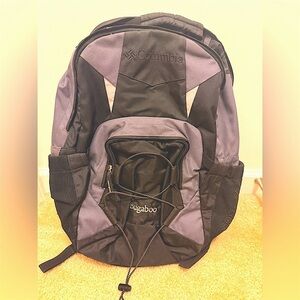 Columbia Bugaboo Backpack Pockets Hiking Camping Sports Survival Adjustable